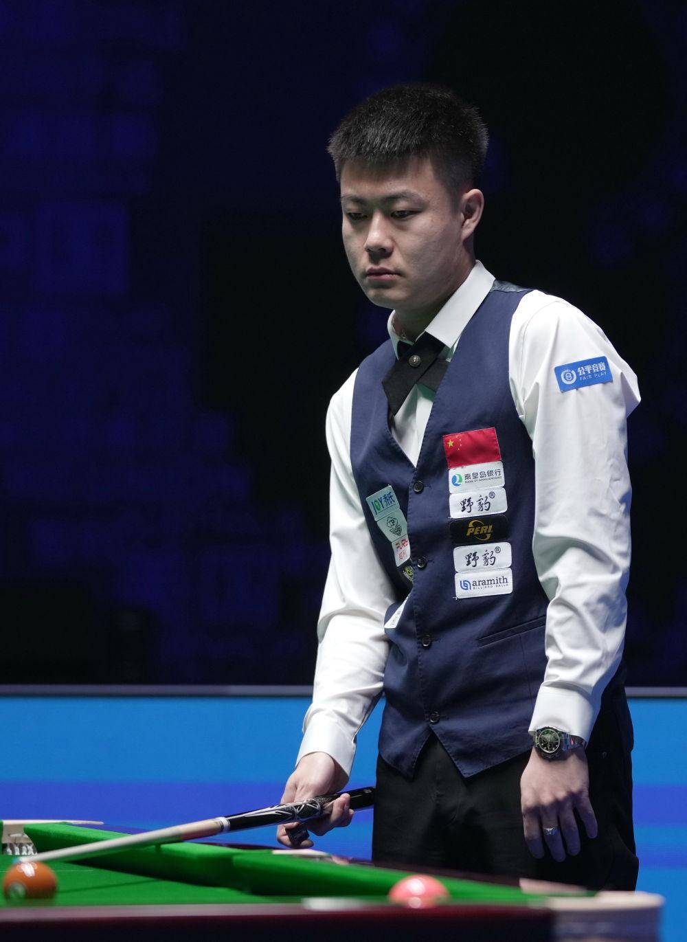 天然草与人 天然草与人