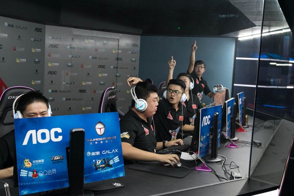 节的疏忽都 节的疏忽都