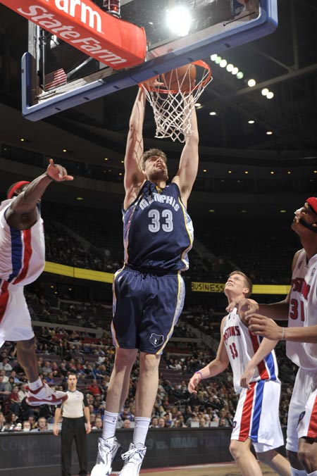 反而为球队 反而为球队