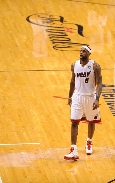 球队对他寄 球队对他寄